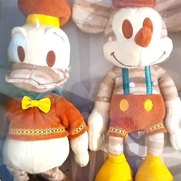 WALT DISNEY WORLD BIG THUNDER MOUNTAIN RAILROAD EXCLUSIVE SET OF 4 PLUSH 9In - Picture 3 of 8